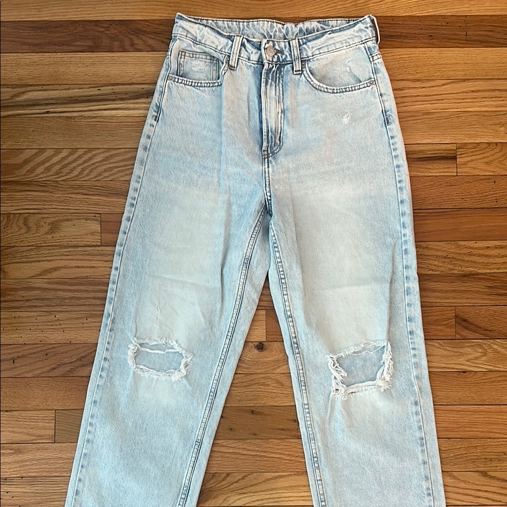 H&M Light Blue Distressed Jeans